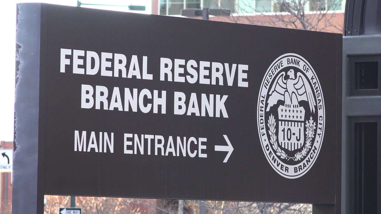 Close view of Federal Reserve Branch Bank main entrance sign.