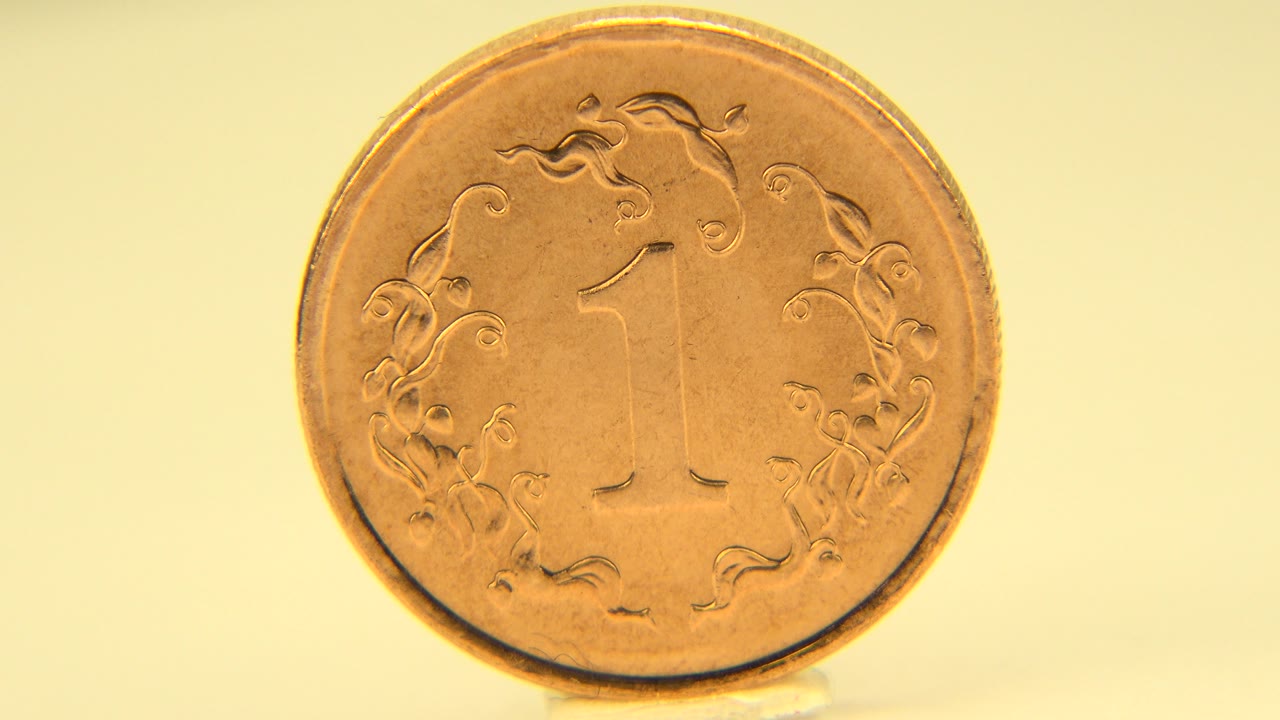 Penny upright with front face centered