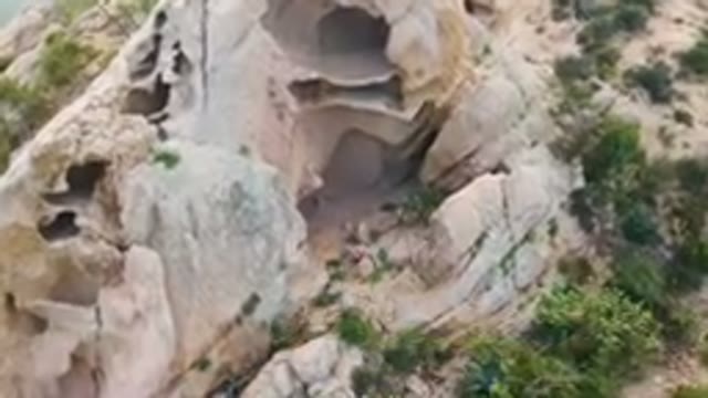CABO PULMO BCS MEXICO-2024: Small Cave In The Middle Of A Mountain