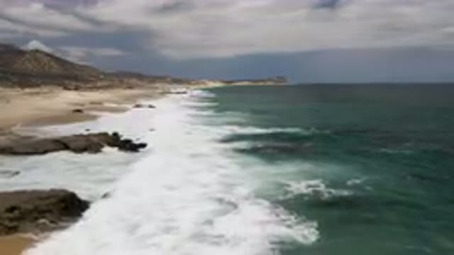 LAGUNA BEACH EAST CAPE BCS MEXICO-2023: Arafly Beach With Waves Crashing On The Shore