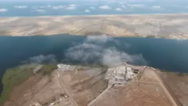 ALDOFO LOPEZ MATEOS BCS MEXICO-2023: Large Body Of Water That Is In The Middle