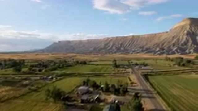 PALISADES COLORADO USA-2023: Rural Area With A Road And A Mountain