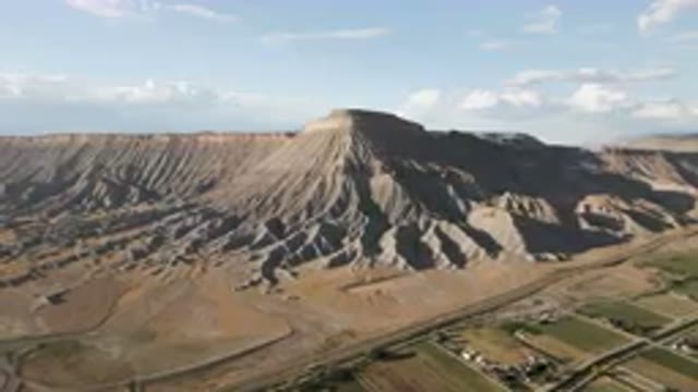 PALISADES COLORADO USA-2023: Large Mountain With A Valley In The Middle