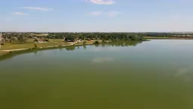 BROOMFIELD COLORADO USA-2023: Lake With A Small Island In The Middle