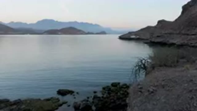 DANZANTE BAY LORETO BCS MEXICO-2023: Boat That Is Sitting On The Water Near The Shore