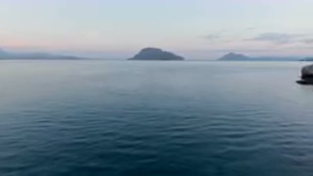 DANZANTE BAY LORETO BCS MEXICO-2023: Boat That Is Out In The Water Near Some