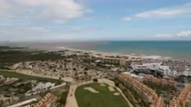 SAN JOSE DEL CABO BCS MEXICO-2023: Beach And A Golf Course With A Golf Course In