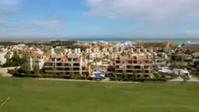 SAN JOSE DEL CABO BCS MEXICO-2023: Large Residential Area With A Golf Course And