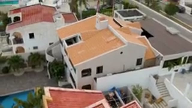SAN JOSE DEL CABO BCS MEXICO-2023: Residential Area With A Pool And A Few Houses