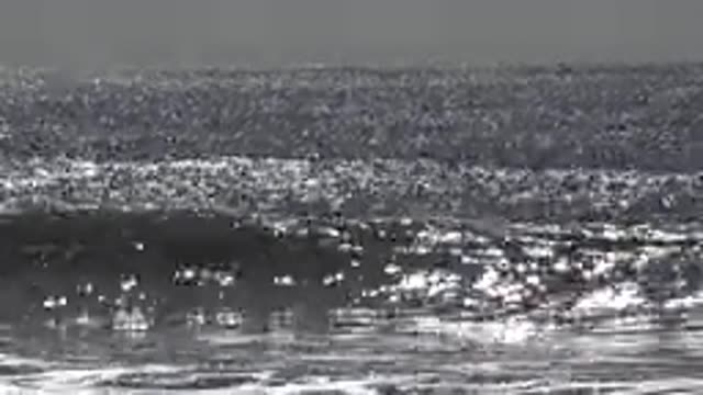 HUNTINGTON BEACH CALIFORNIA-2020: Amazing Footage Of Guy Inside The Ocean And Waves