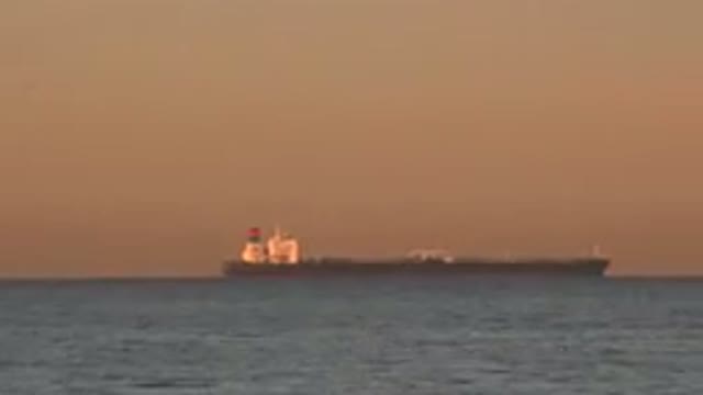 HUNTINGTON BEACH CALIFORNIA-2020: The Sea And The Ship