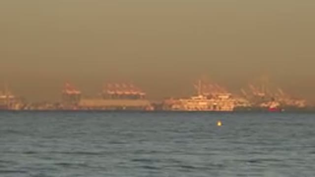 HUNTINGTON BEACH CALIFORNIA-2020: Video Of Body Of Water In Front Of A Container