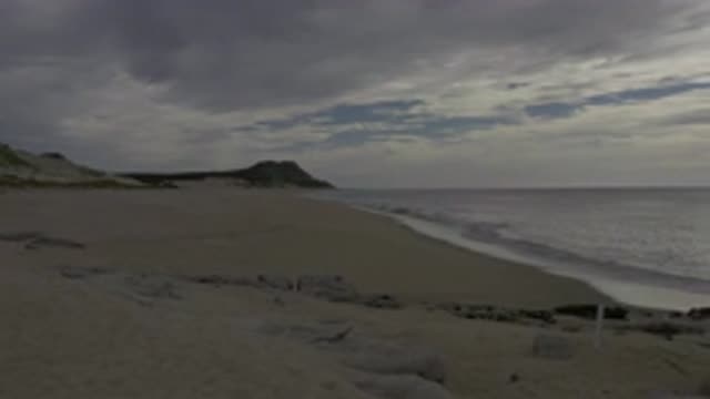 EAST CAPE BCS MEXICO-2019: Someone Attempts To Set Up A Camera On A Tripod To