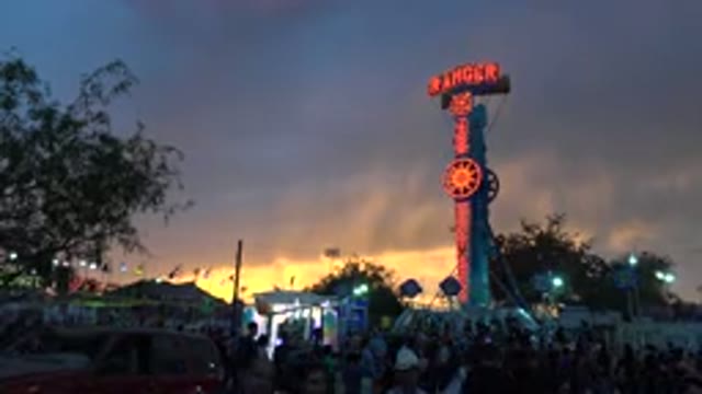 SAN JOSE DEL CABO MEXICO-2019: Sunset At Amusement Park With Lots Of People