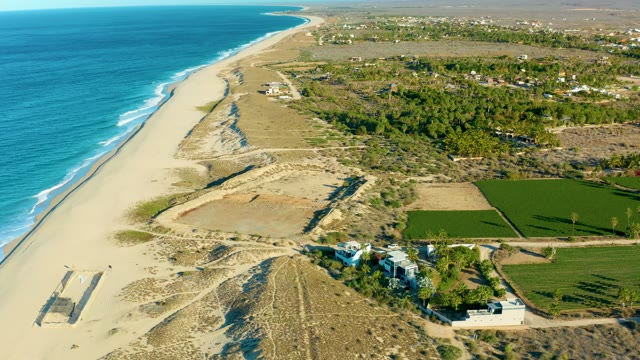 TODOS SANTOS BCS MEXICO-2021: House Construction on Coastal Shore