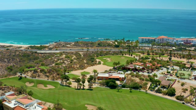 MARQUIS LOS CABOS MEXICO-2021: Coastal Golf Course with Ocean and Buildings