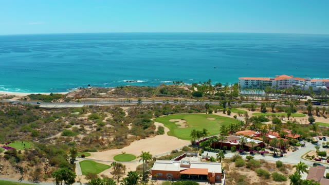 MARQUIS LOS CABOS MEXICO-2021: Coastal Golf Course with Beach and Road