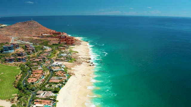 MARQUIS LOS CABOS MEXICO-2021: Sandy Beach and Coastal Resort with Ocean Waves