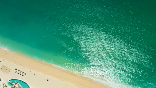 MARQUIS LOS CABOS MEXICO-2021: Beach and Ocean with Gentle Waves and Sunbathers