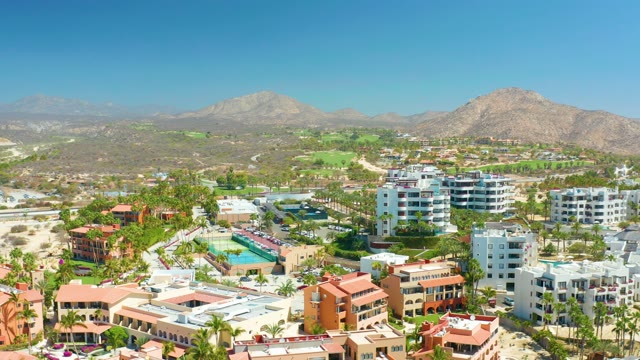 DREAMS LOS CABOS BCS MEXICO-2021: Residential Complex with Golf Course and Mountain Backdrop