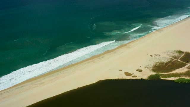 SAN JOSE DEL CABO BCS MEXICO-2021: Sandbar Separating Ocean and Lagoon Waters
