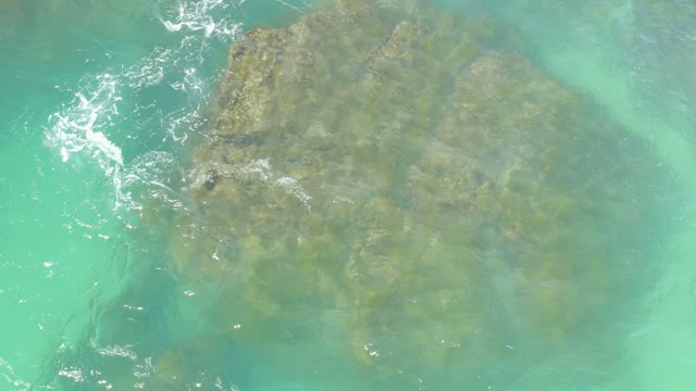 HILTON LOS CABOS MEXICO-2021: Gentle Waves Over Shallow Rocky Seabed