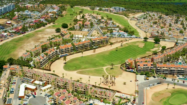SAN JOSE DEL CABO BCS MEXICO-2021: Residential Neighborhood and Golf Course with Moving Vehicles