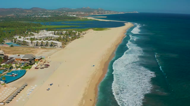 SAN JOSE DEL CABO MEXICO-2020: Sandy Shore and Ocean Waves in Motion