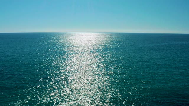SAN JOSE DEL CABO BCS MEXICO-2020: Sunlight Reflecting on the Ocean's Shimmering Surface