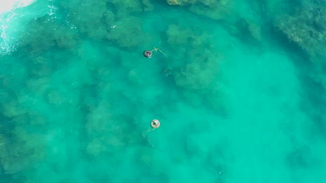 SAN JOSE DEL CABO BCS MEXICO-2020: Clear Turquoise Water with Floating Buoys