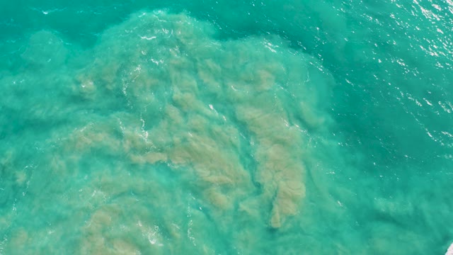 SAN JOSE DEL CABO BCS MEXICO-2020: Gentle Waves Over Clear Turquoise Ocean Floor
