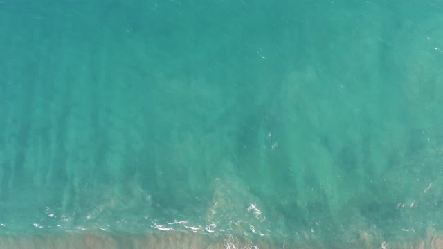 SAN JOSE DEL CABO BCS MEXICO-2020: Gentle Ocean Waves in Shallow Clear Water