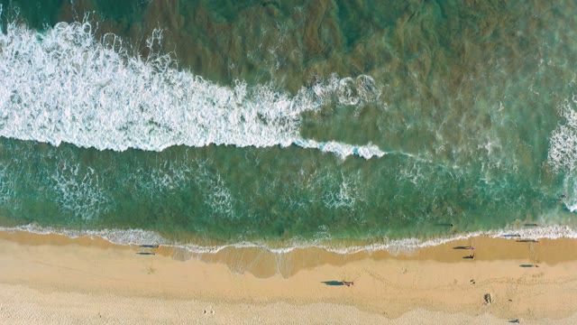 SAN JOSE DEL CABO BCS MEXICO-2020: Ocean Waves Rolling Onto Sandy Beach