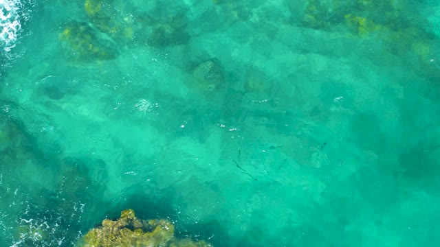 EAST CAPE BCS MEXICO-2020: Clear Turquoise Water Over Rocky Seabed