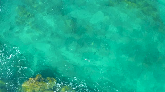 EAST CAPE BCS MEXICO-2020: Clear Turquoise Ocean Water Over Rocky Seabed