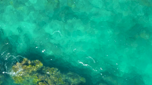 EAST CAPE BCS MEXICO-2020: Clear Turquoise Water Over Rocky Seabed