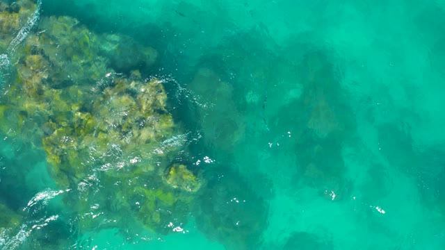 EAST CAPE BCS MEXICO-2020: Underwater Rocks in Clear Turquoise Water