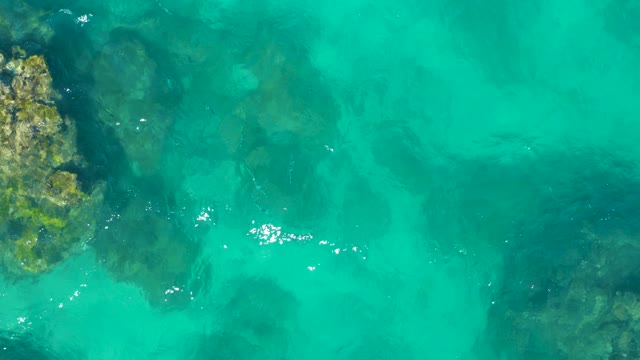 EAST CAPE BCS MEXICO-2020: Clear Turquoise Water Over Rocky Seabed