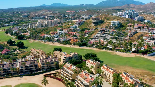 SAN JOSE DEL CABO BCS MEXICO-2020: Residential Neighborhood and Golf Course Aerial Pan