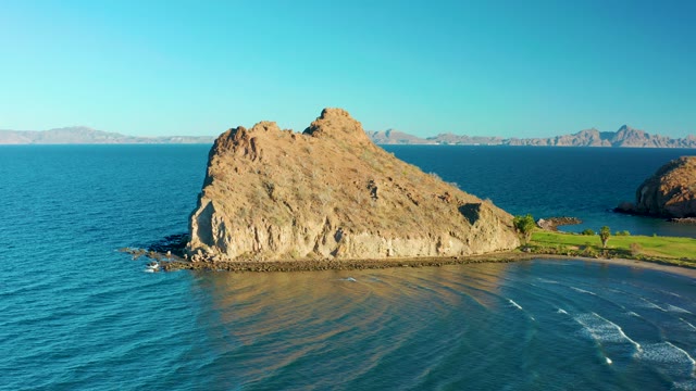 LORETO BCS MEXICO-2020: Rocky Sea Outcrop with Gentle Ocean Waves