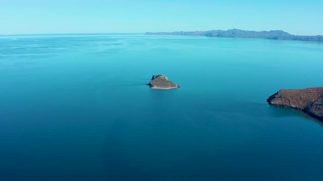 JUNCALITO BCS MEXICO-2020: Small Island in Calm Blue Ocean Waters