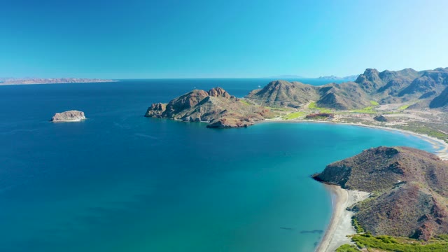 LIGUI BCS MEXICO-2020: Rocky Coastal Bay with Turquoise Waters and Sandy Shore