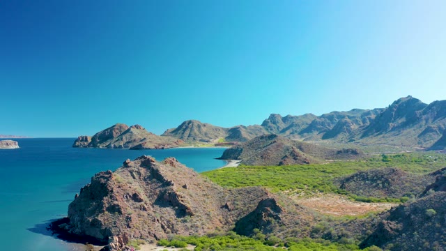 LIGUI BCS MEXICO-2020: Mountainous Coastline with Sandy Beach and Turquoise Ocean