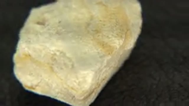 WESTMINSTER COLORADO-2015: A Strange Yellow Stone Rotating On The Screen