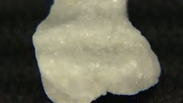 WESTMINSTER COLORADO-2015: White Rock With An Unusual Shape On A Spinning Table