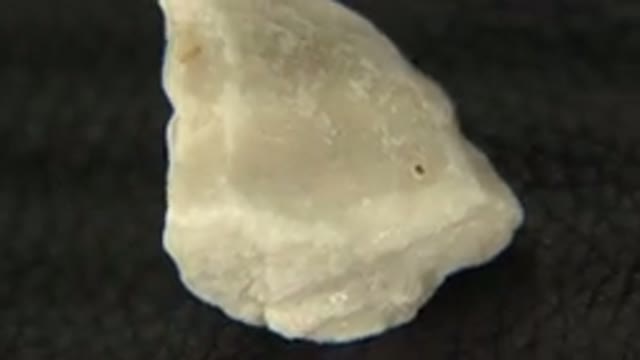 WESTMINSTER COLORADO-2015: Rock With White And Off White Areas Spins On Black