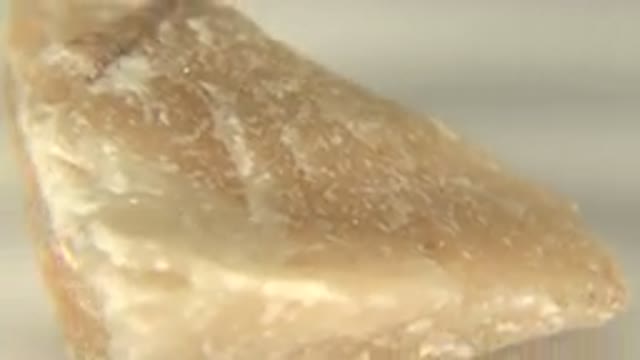 WESTMINSTER COLORADO-2015: Detailed Close Up Magnified Small Pinkish Quartz Type