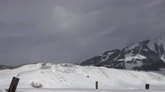CRESTED BUTTE COLORADO-2015: The Beauty of Snow in the Mountains Is to Leave