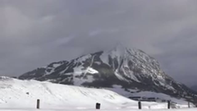 CRESTED BUTTE COLORADO-2015: Snowy Day On The Mountain