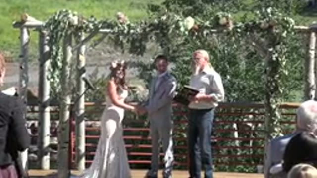 MESA COLORADO-2016: Two People Getting Married Outside With All Of The People